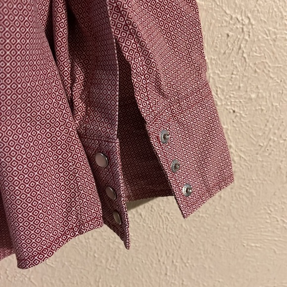 Men’s Wrangler Pearl Snap - Picture 4 of 5